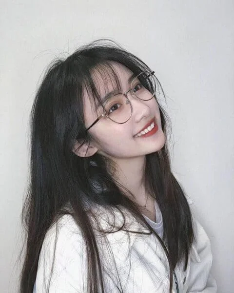 Ảnh gái Trung cười khiến cộng đồng mạng náo loạn vì quá đẹp.