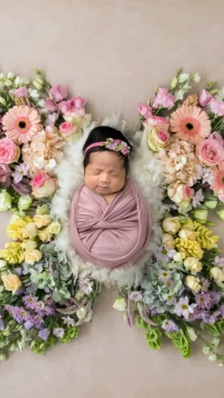 1000+ Ảnh Em Bé Đáng Yêu Siêu Dễ Thương Làm Hình Nền Điện Th - ảnh Em Bé Với Thiên Nhiên, Động Vật - hình 5