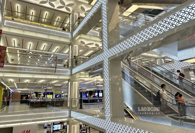 Diện mạo mới của Hùng Vương Plaza sau khi được đổi chủ