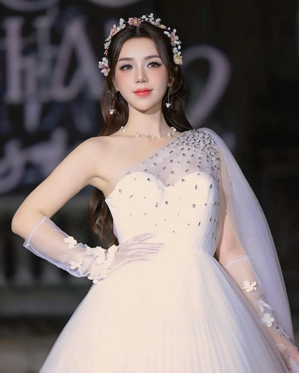 Hình ảnh avatar gái xinh đẹp lung linh và đầy duyên dáng